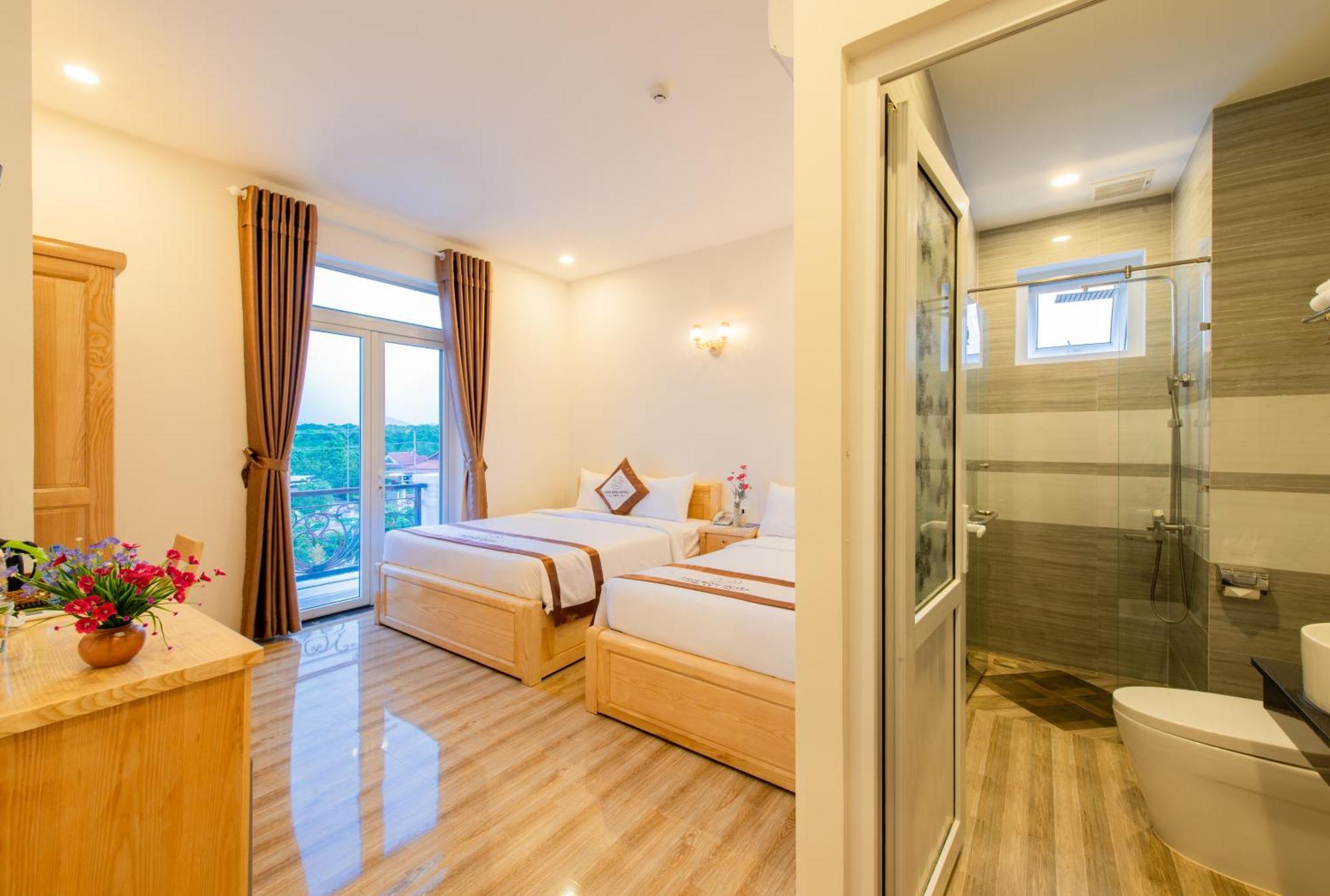 Thoi Binh Hotel Cam Lam Exterior photo